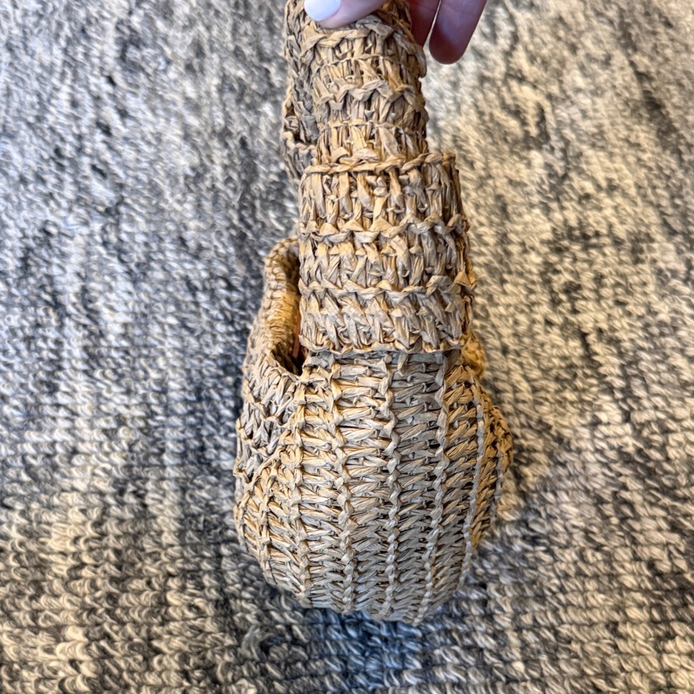 Summer Raffia Handbag - Picture 3 of 6